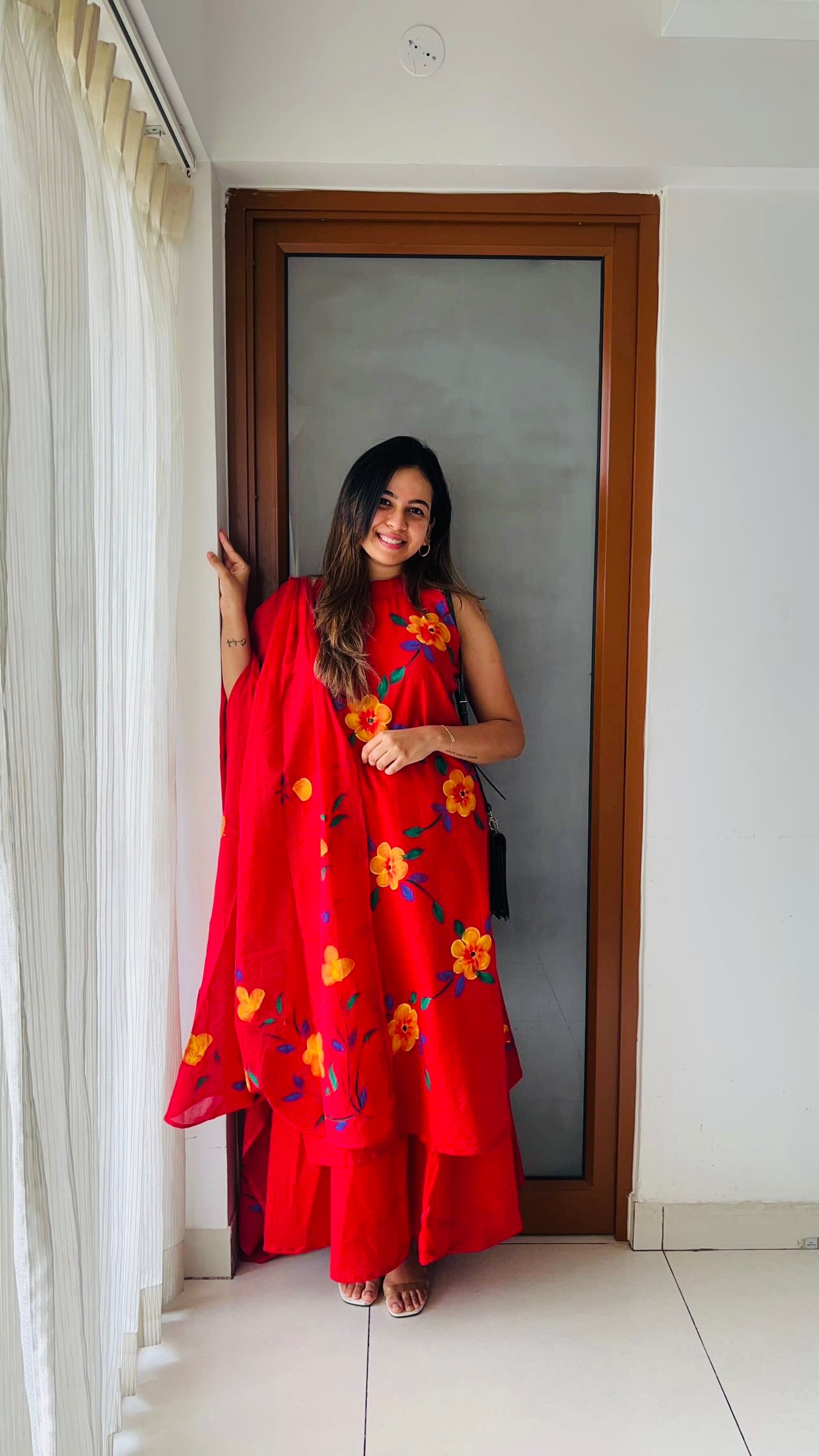 Floral Red kurta set with pure cotton dupatta (sleeves attached)