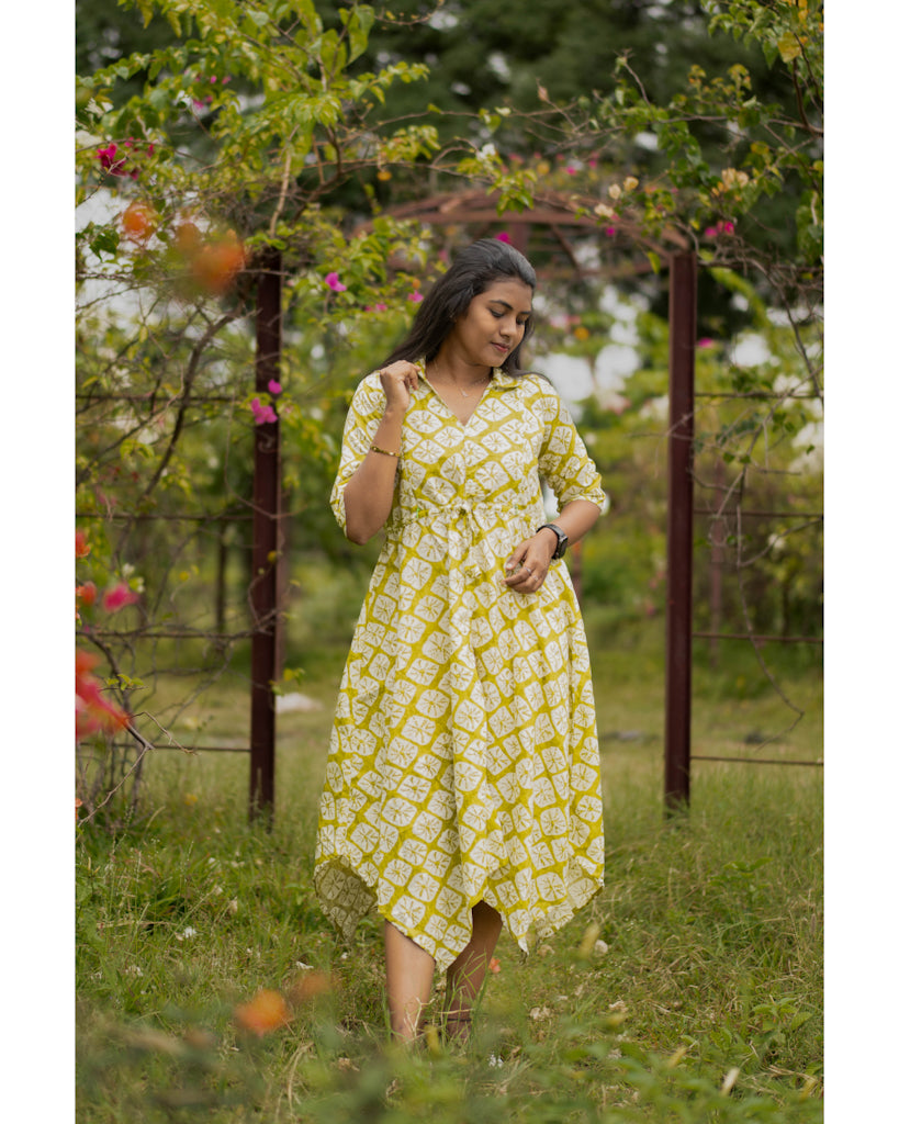 Cream green floral cotton maternity wear with feeding zippers