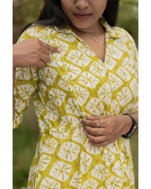 Cream green floral cotton maternity wear with feeding zippers