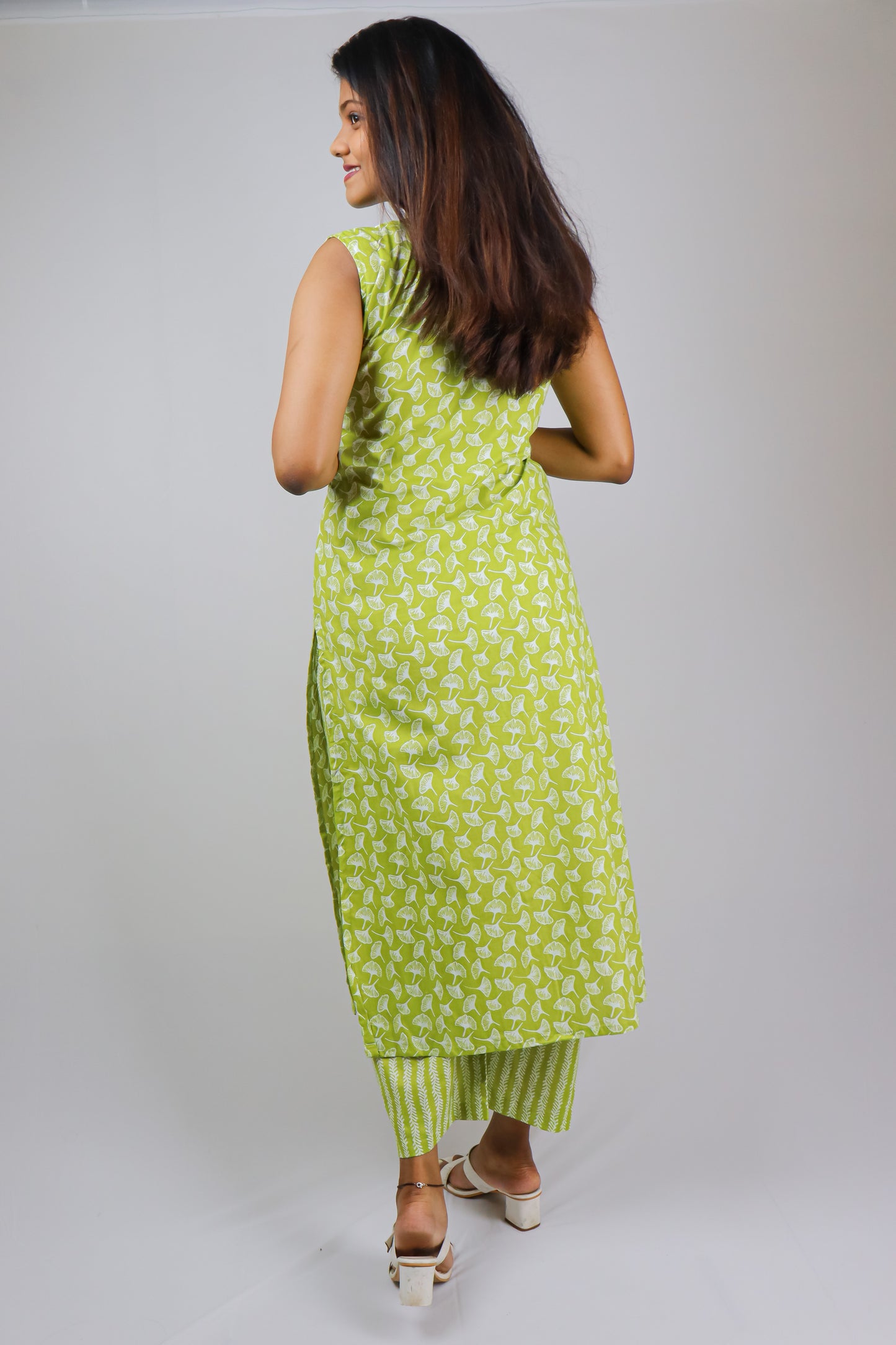Green pure cotton kurta for women