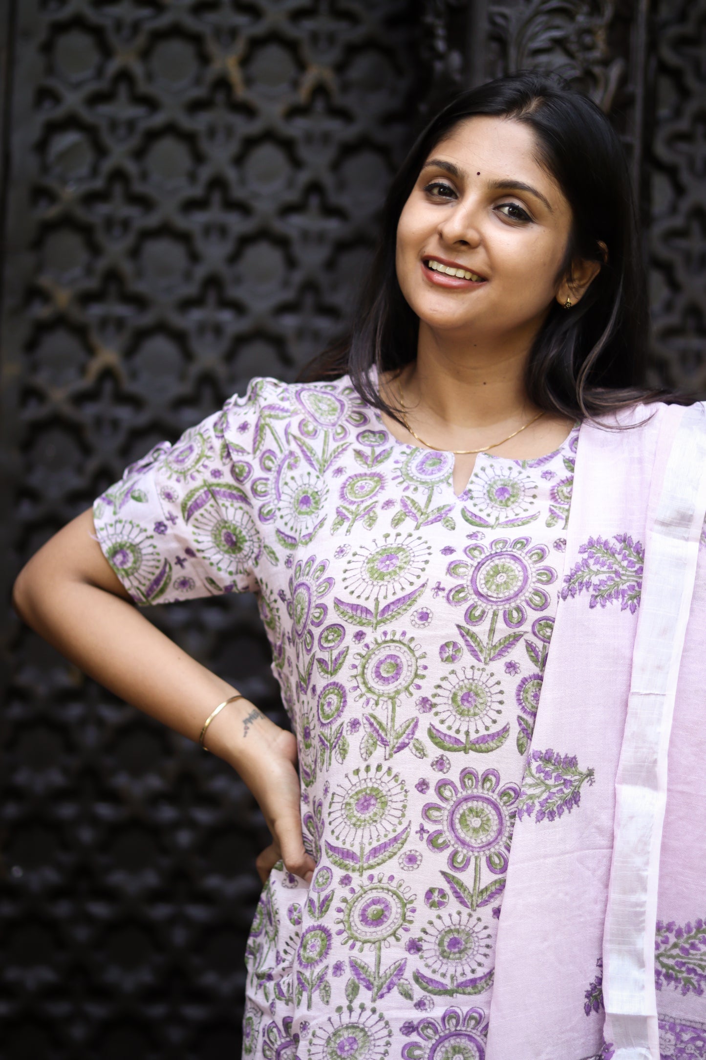 Mauve floral linen cotton women kurta set