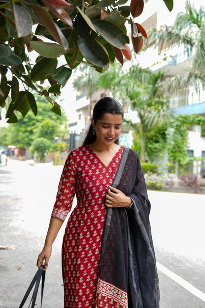Crimson Heritage Jaipur Hand Block Print Linen Cotton Kurta Set