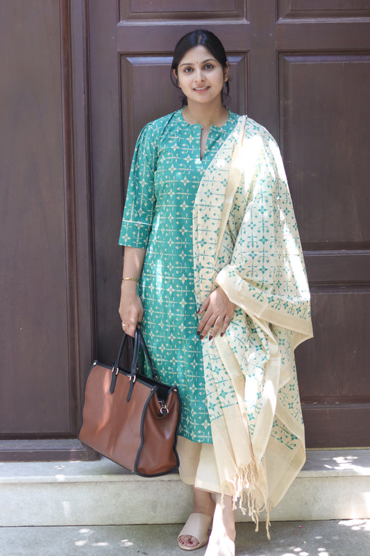 Green & cream pure cotton printed handloom women kurta set