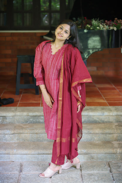 Maroon pure cotton handloom women kurta set
