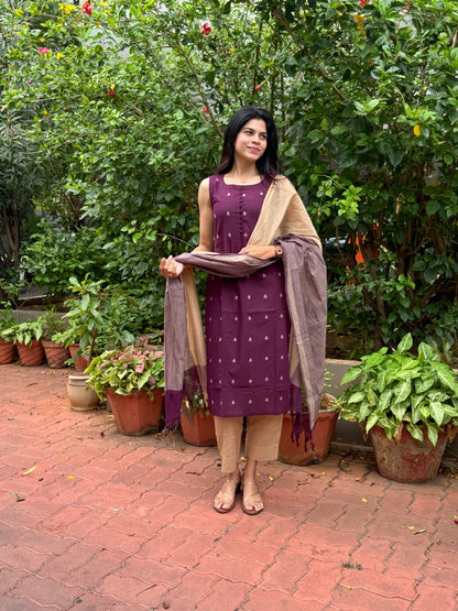 Plum burgundy pure cotton handloom women kurta set