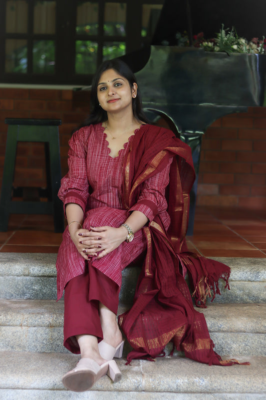 Maroon pure cotton handloom women kurta set