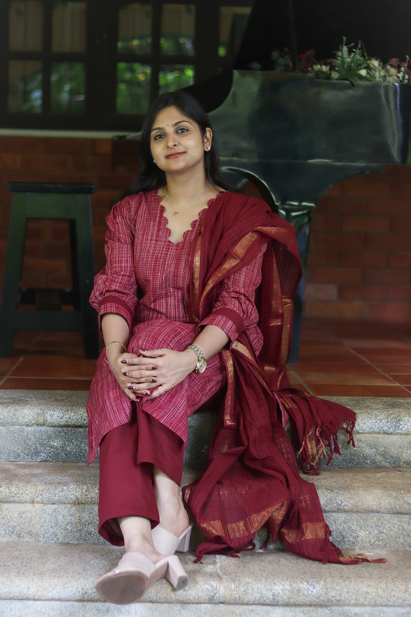 Maroon pure cotton handloom women kurta set