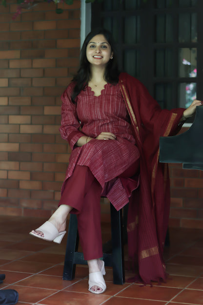 Maroon pure cotton handloom women kurta set
