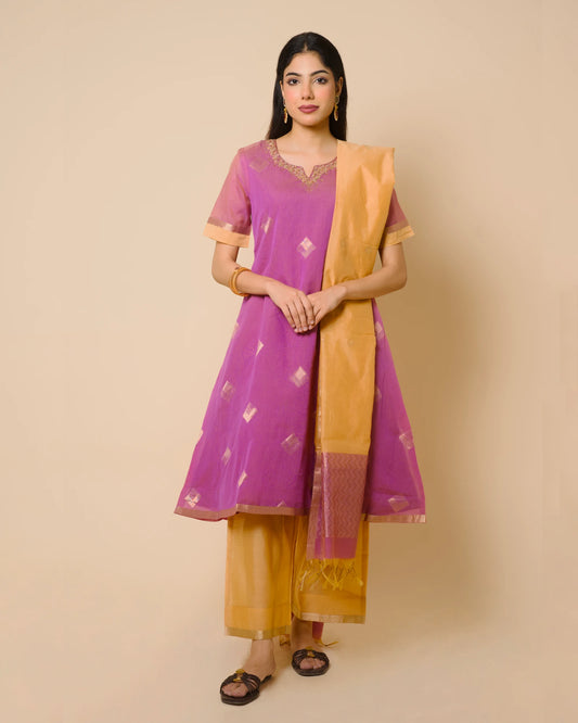 Orchid Pink Silk Cotton Handcrafted Aari Work Kurta Set