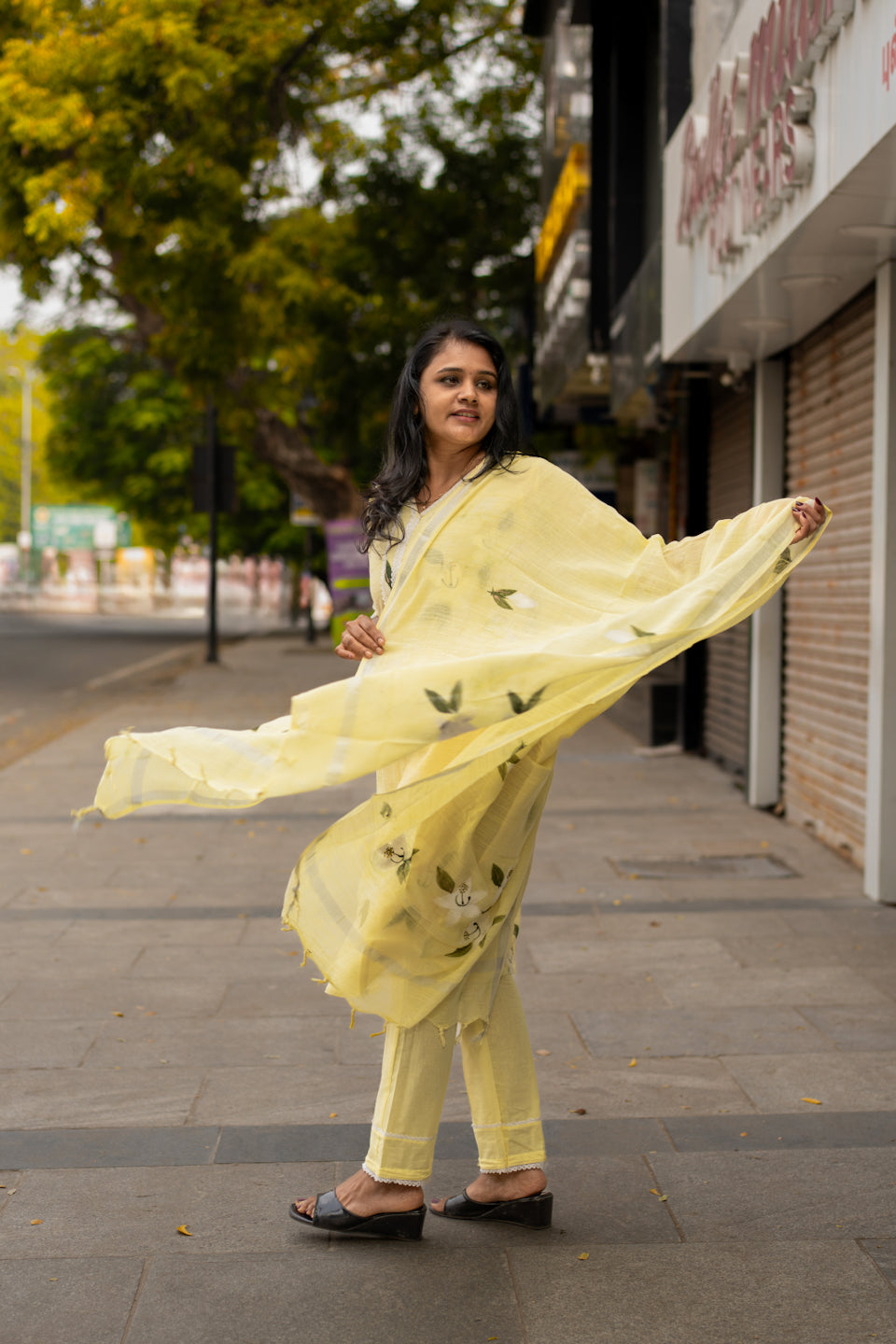 Lemony yellow linen cotton suit set