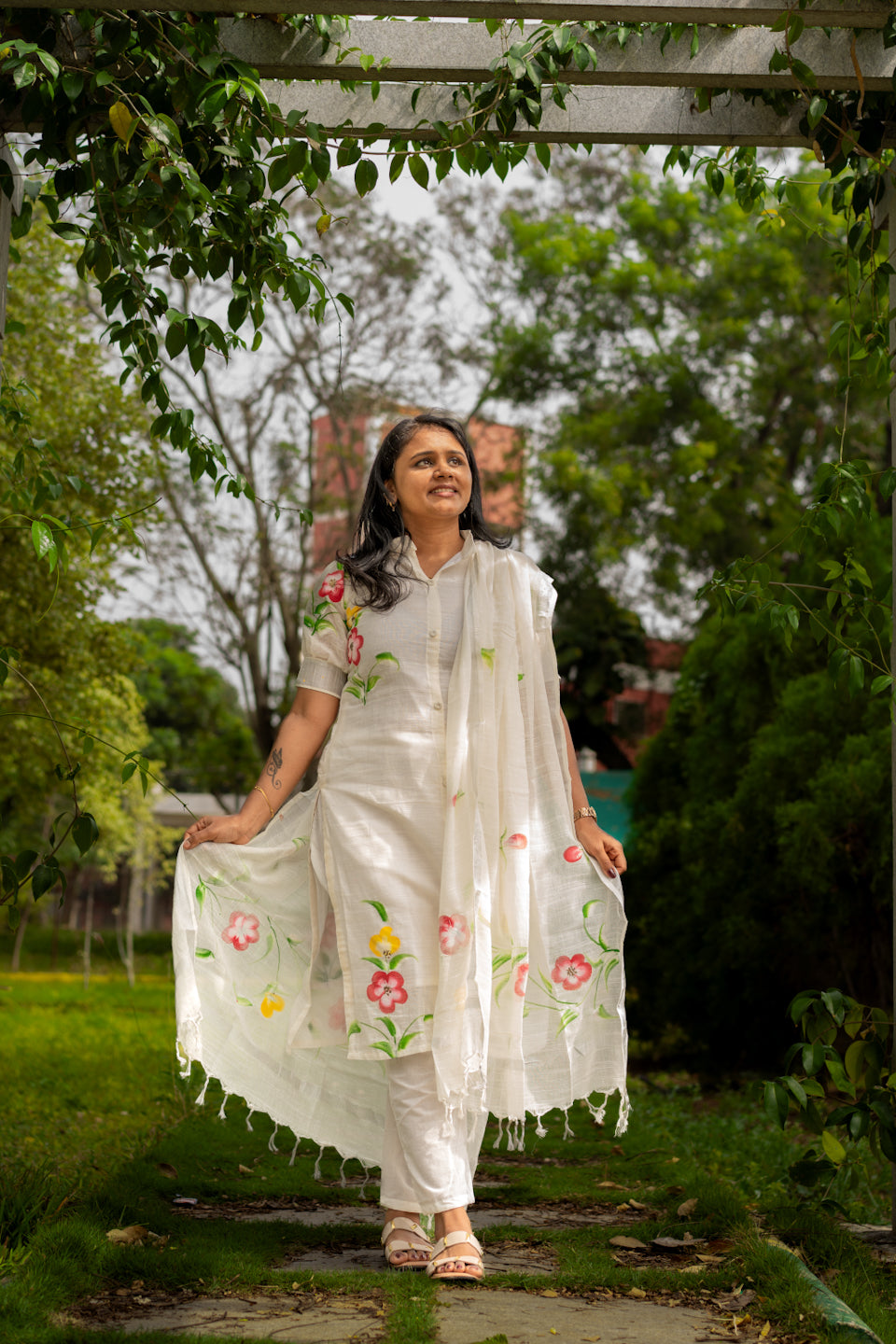 Floral Ivory Everyday linen cotton Kurta Set with Dupatta
