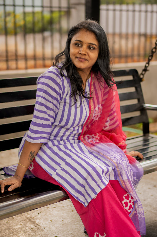 OliveDrab Women’s Lavender & Pink Striped Cotton Kurta Set with Dupatta