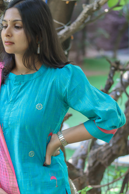 Pink and blue pure cotton handloom women kurta set
