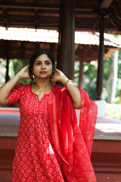Peachy Red Jaipur cotton kurta set with Kota doria dupatta