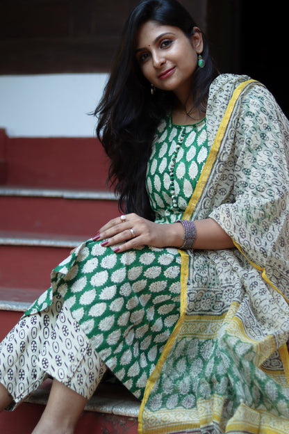 Green yellow Jaipur cotton kurta set with Kota doria dupatta