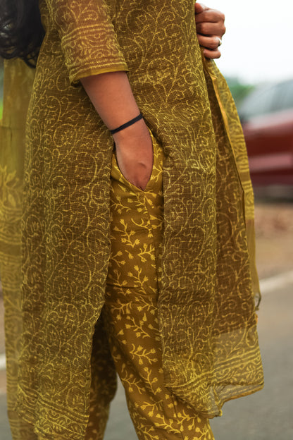 Olive Jaipur cotton kurta set with Kota Doris dupatta