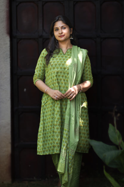 Olive women pure cotton kurta sets