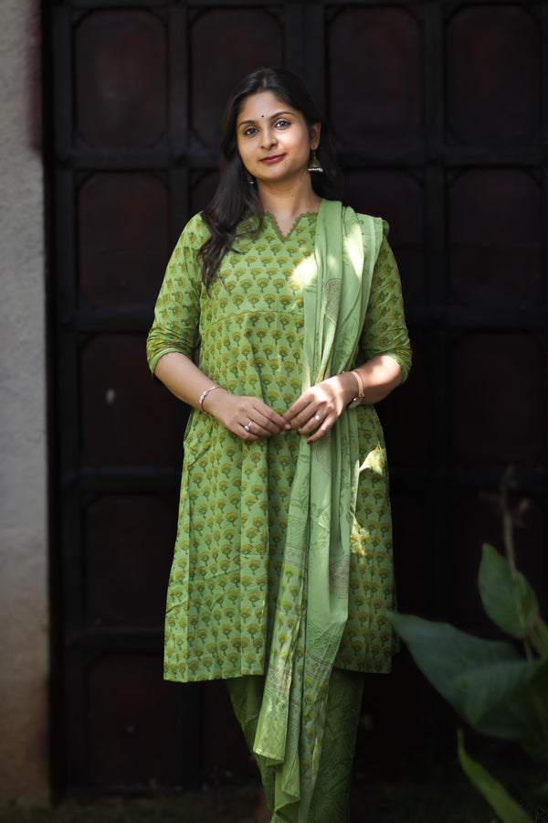 Olive women pure cotton kurta sets