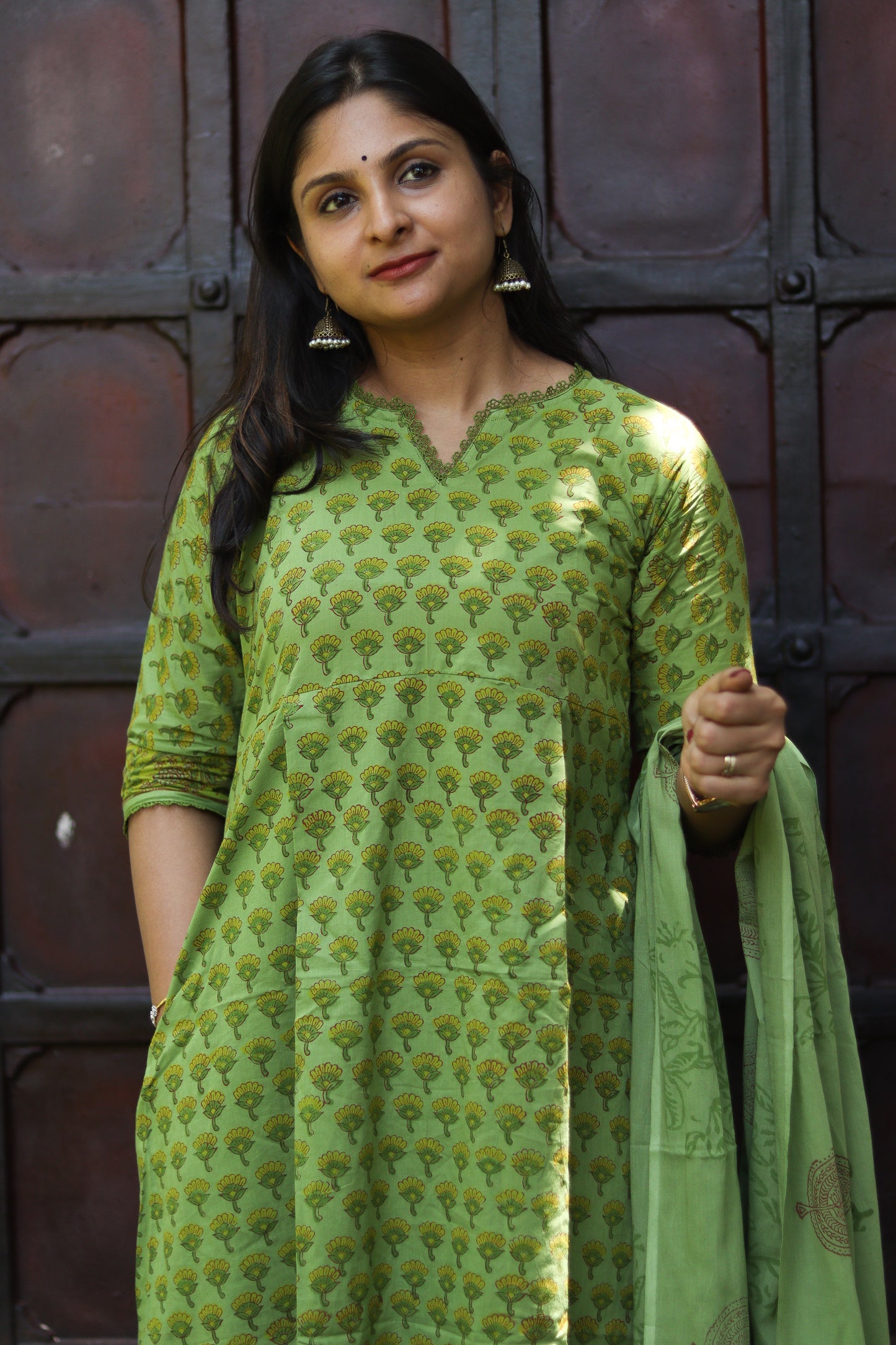 Olive women pure cotton kurta sets