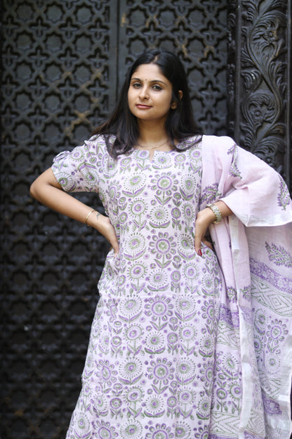 Mauve floral linen cotton women kurta set