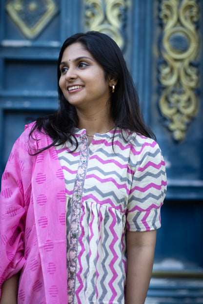 Cream pink pure cotton women kurta set