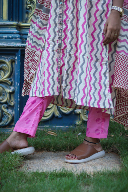 Cream pink pure cotton women kurta set