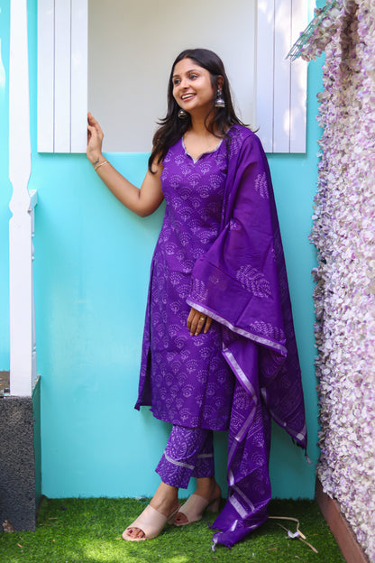 Purple linen cotton workwear kurta sets with lining