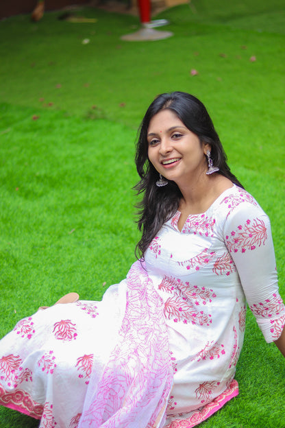 White & pinky Jaipur cotton workwear kurta sets