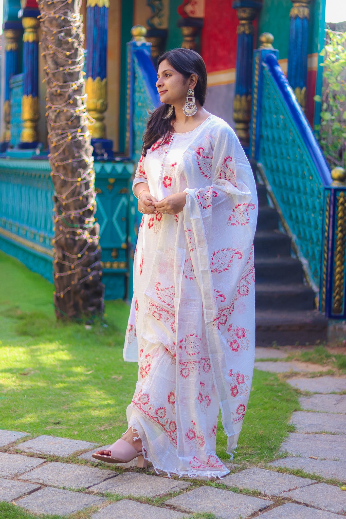 Off-white linen cotton workwear kurta sets with lining